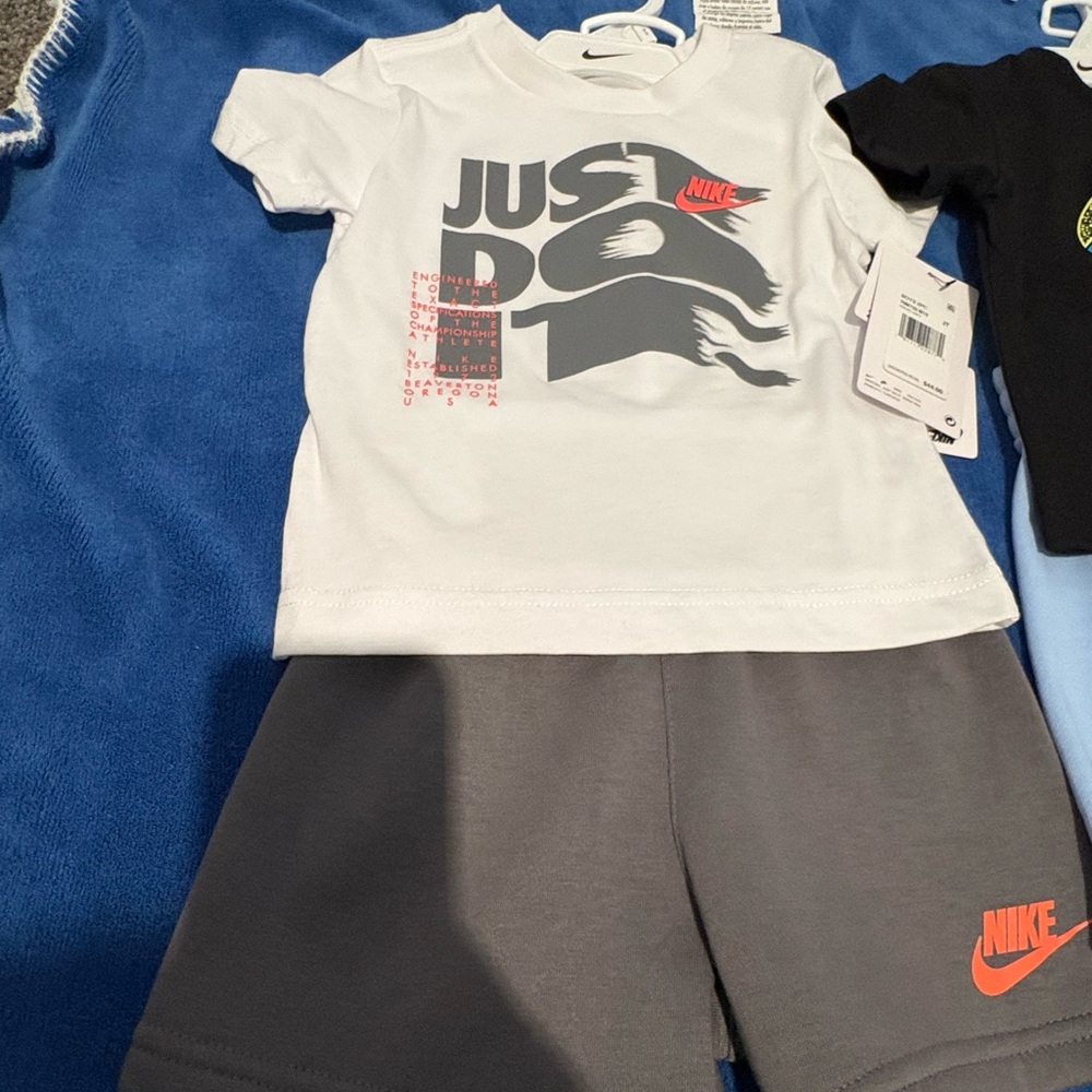 Bundle - Nike Kids Graphic Tee and Shorts Sets — White, Black, Gray & Light Blue - Picture 3 of 10